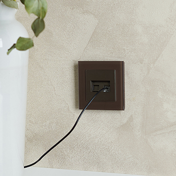 рамка 1-постовая IEK РУ-1-2-БрТБ Brite - пример установки