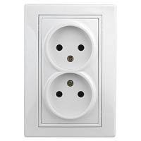 Плано белый розетка скрытая 2-мест IP20 